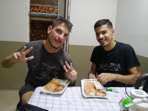 Mâncare la sau în apropiere de acest hostel