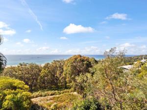 a view of the ocean from the top of a hill at Belle Vue in Point Lookout