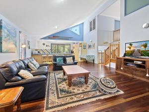 Φωτογραφία από το άλμπουμ του Flipper Beach House by Discover Stradbroke σε Point Lookout