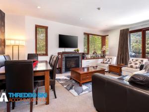 Μια τηλεόραση ή/και κέντρο ψυχαγωγίας στο Elevation 5 +7 φωτογραφίες