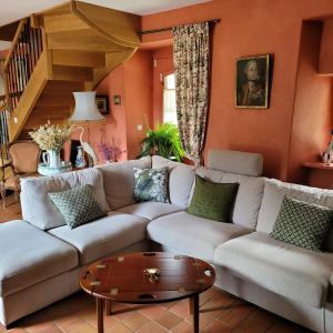 Posezení v ubytování Gîte de charme au Manoir du Plessis-Quinquis