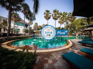einen Pool im Silla plus Resort in der Unterkunft Bann Pantai Resort in Cha-am