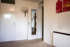 Gallery image of Central quiet self check in 1 bedroom apartment up to 4 in Newbury