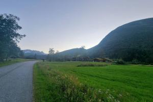 Fotografie z fotogalerie ubytování Garasjeleilighet med kort vei til flott natur, Måndalen, Rauma v destinaci Sæbø