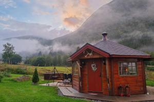 Fotografie z fotogalerie ubytování Garasjeleilighet med kort vei til flott natur, Måndalen, Rauma v destinaci Sæbø