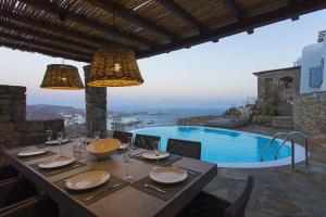 Gambar di galeri bagi Villa Ammonite with heated pool by Diles Villas di Psarou