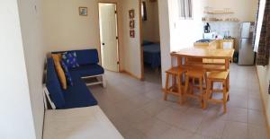 Kuchyň nebo kuchyňský kout v ubytování Hostal El Colibri