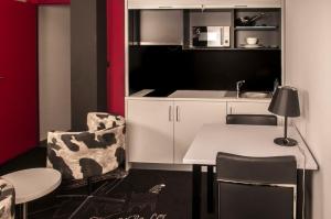 Dapur atau dapur kecil di Martin's Dream Hotel