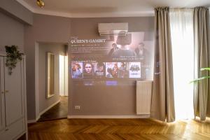 Modern Stay - Central Studios with Wall Projector near Radisson