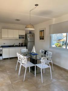 Køkken eller tekøkken på Hermoso depto Valeria del Mar