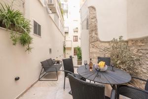 Balkón alebo terasa v ubytovaní Apollonos 28 Luxury Suites