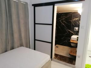 Una cama o camas en una habitación de Jz Plus Classio