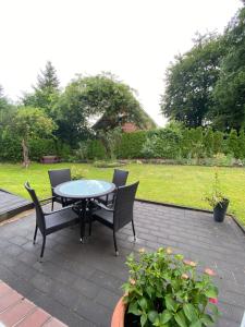 Zahrada ubytování Schöne Wohnung mit Garten beim Outletcenter 5 km