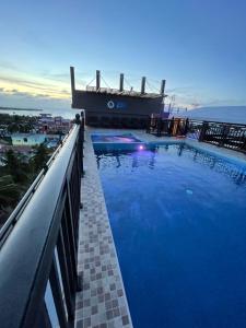 Bazén v ubytování Coral View Hotel & Resort nebo v jeho okolí