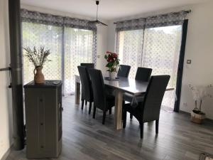 Imagen de la galería de Pavillon récent avec 3 chambres, en La Brionne
