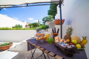 Gallery image of B&B Bianco Sale Trapani in Rilievo