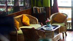 Uma área de estar em Monkey Bunky-3Monkeys Backpacker's Hostel