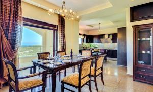 Kuchyň nebo kuchyňský kout v ubytování Cretan Sunny Villa
