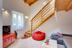 A seating area at Villa Helena