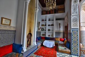 Posezení v ubytování RIAD LOUDAYA AND SPA