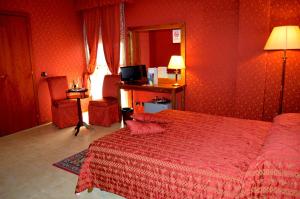 Postel nebo postele na pokoji v ubytování Hotel Shasa + 36 fotografií