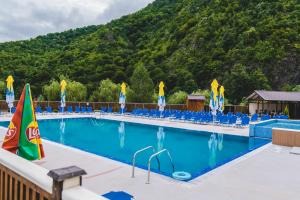 Bazén v ubytování Hotel Class nebo v jeho okolí