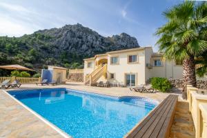 Nespecifikovaný výhled na hory nebo výhled na hory při pohledu z bed and breakfast