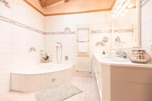 Łazienka w obiekcie Wellnessappartements Margit