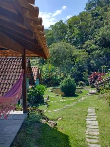 Um jardim em Pousada dos Anjos