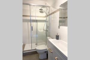 Koupelna v ubytování Mon Appart'hôtel - Superbe Studio avec Parking Gratuit