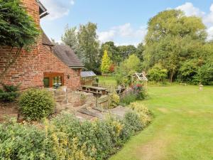 Taman di luar Mill Farm - The Farmhouse