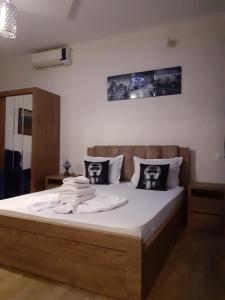 Postel nebo postele na pokoji v ubytování Hotel Zaira