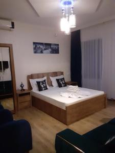 Postel nebo postele na pokoji v ubytování Hotel Zaira