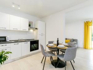 Кухня или мини-кухня в Apartment Aria
