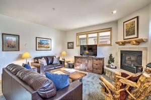 TV/Unterhaltungsangebot in der Unterkunft Breckenridge Condo with Hot Tub Less Than 1 Mi to Ski Lifts