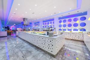 Foto da galeria de River Rock Hotel em Agia Napa