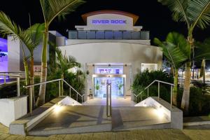 O edifício em que o hotel se localiza
