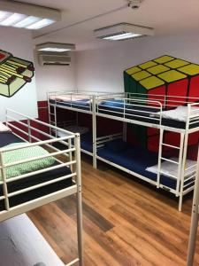 Voodi või voodid majutusasutuse Vitae Hostel toas +5 fotot