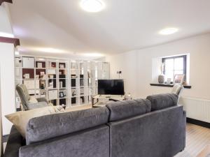 Mary Ann Apartment