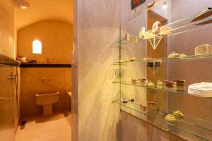 Koupelna v ubytování Riad Alice Terrace & Spa