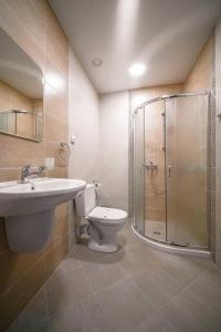 A bathroom at Hotel Terra