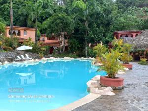 Bassein majutusasutuses Hotel - Residencial Madrugada või selle lähedal