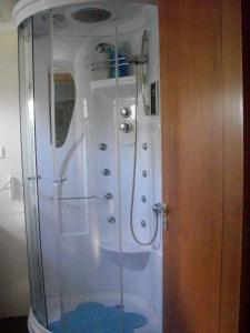 Casa Da Serroa tesisinde bir banyo