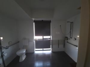 Ayr Traveller's Motel的一间浴室