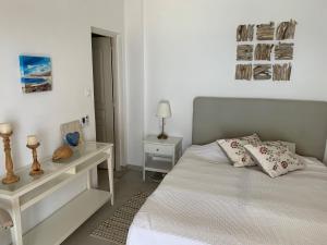 Кровать или кровати в номере Villa Salina Luxury Pool Villa +37 фотографий