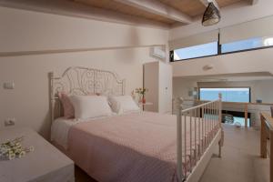 Fotografia z galérie ubytovania Blue Dream Villa Kalyves v destinácii Kalyves + 19 fotografií