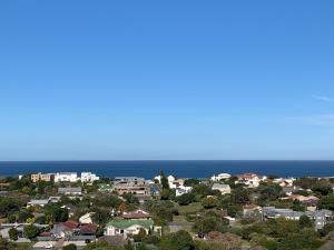 Afbeelding uit fotogalerij van 56 Robberg Road Plettenberg Bay in Plettenbergbaai