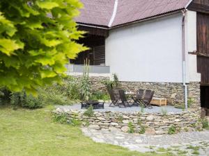 Vonkajšia záhrada v ubytovaní Holiday Home Brníčko by Interhome