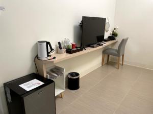 Set per la preparazione di tè e caffè presso Bloom B&B
