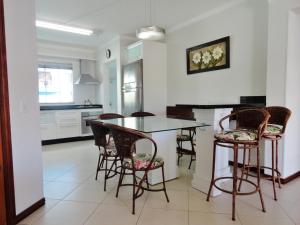 Fotografie z fotogalerie ubytování Apartamento Encantador, com piscina no Condomínio v destinaci Bombinhas